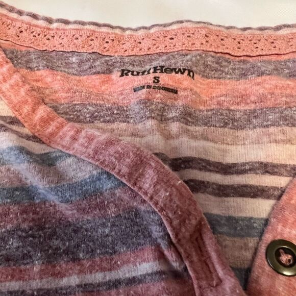 Ruff Hewn Top   - Picture 2 of 3